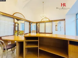 Pronájem obchodního prostoru, Benešov, Masarykovo náměstí, 60 m2