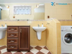 Prodej rodinného domu, Kozlovice, 283 m2