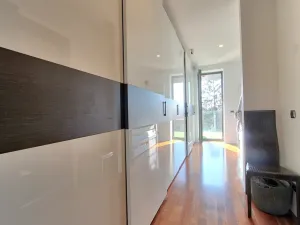 Prodej bytu 3+kk, Praha - Podolí, Jeremenkova, 115 m2