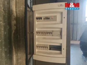 Pronájem skladu, Veleň, K Cihelně, 383 m2