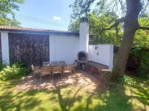 Prodej rodinného domu, Pecka, 300 m2