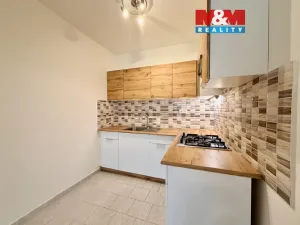 Pronájem bytu 2+kk, Praha - Nusle, Pujmanové, 39 m2