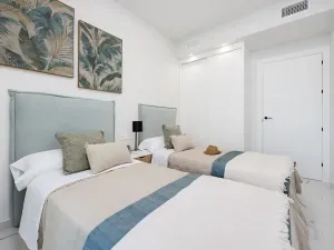 Prodej atypického bytu, San Miguel de Salinas, Španělsko, 70 m2