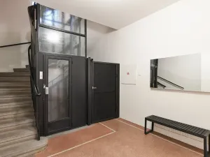 Pronájem bytu 3+1, Praha - Smíchov, Štefánikova, 120 m2