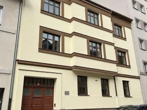 Pronájem kanceláře, Plzeň, Houškova, 136 m2