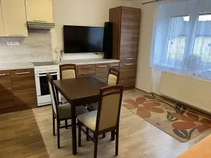 Prodej bytu 3+kk, Trhové Sviny, Sídliště, 69 m2