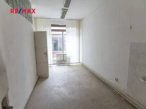 Prodej obchodního prostoru, Město Albrechtice, Míru, 1427 m2