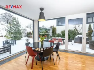 Pronájem vily, Praha - Lysolaje, 150 m2