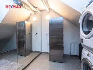 Pronájem vily, Praha - Lysolaje, 150 m2