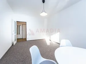 Prodej bytu 3+1, Praha - Strašnice, Na hroudě, 74 m2