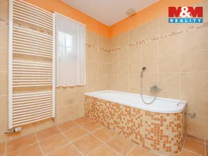 Prodej rodinného domu, Deštné v Orlických horách, 400 m2