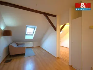 Pronájem bytu 3+1, Praha - Vršovice, Holandská, 53 m2