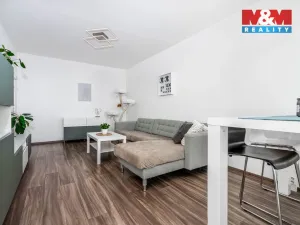 Prodej bytu 3+1, Praha - Kobylisy, Šiškova, 64 m2