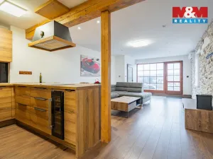 Prodej obchodního prostoru, Rudolfov, Třeboňská, 500 m2