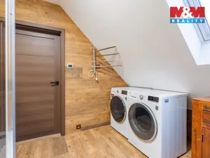 Prodej obchodního prostoru, Rudolfov, Třeboňská, 500 m2