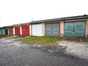 Pronájem garáže, Beroun, 19 m2