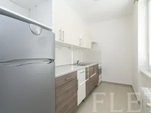 Prodej bytu 2+1, Praha - Hloubětín, Sadská, 50 m2