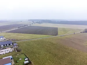 Prodej pozemku pro bydlení, Uhersko, 944 m2