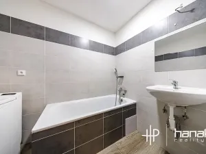 Prodej bytu 3+1, Ostrava, Bohumíra Četyny, 65 m2