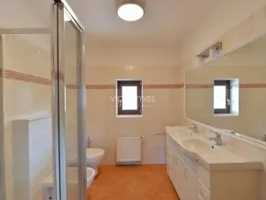 Pronájem vily, Praha - Nebušice, K vinicím, 300 m2