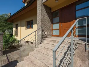 Pronájem vily, Praha - Nebušice, 335 m2