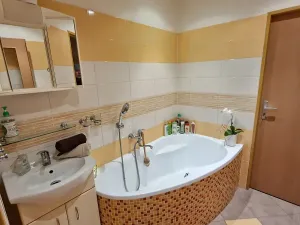 Prodej bytu 3+1, Jablonec nad Nisou, Lužická, 82 m2