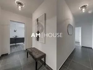 Pronájem bytu 3+kk, Praha - Karlín, Pernerova, 70 m2