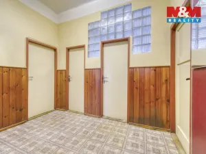 Prodej bytu 2+1, Černošice, Komenského, 109 m2