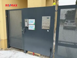 Pronájem bytu 2+kk, Kladno, Čermákova, 39 m2