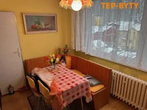 Prodej bytu 2+1, Dubí, Sídliště Družba, 58 m2