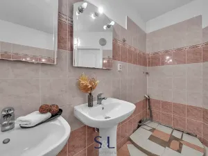 Pronájem bytu 3+1, Praha - Břevnov, Sartoriova, 108 m2