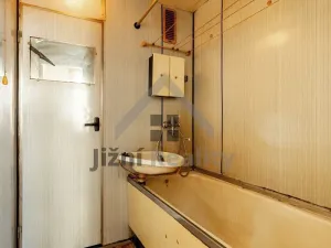 Prodej bytu 3+1, Volary, Sídl. Míru, 69 m2