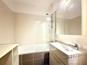 Pronájem bytu 2+kk, Praha - Michle, V dolině, 57 m2