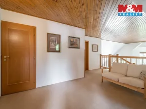 Prodej rodinného domu, Benecko, 224 m2