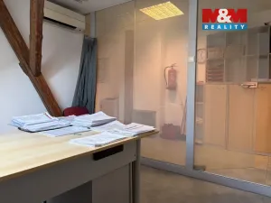 Pronájem kanceláře, Pardubice - Zelené Předměstí, Štefánikova, 96 m2