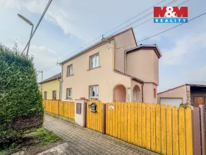 Prodej rodinného domu, Lovosice, S. K. Neumanna, 200 m2