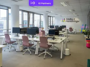 Pronájem kanceláře, Praha - Karlín, Sokolovská, 311 m2