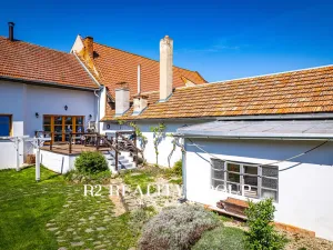 Pronájem rodinného domu, Skalka, 446 m2