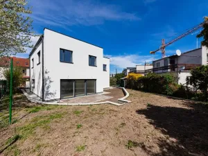 Prodej rodinného domu, Praha - Lhotka, U družstva Tempo, 186 m2