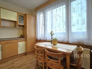 Prodej bytu 3+1, Milevsko, B. Němcové, 63 m2