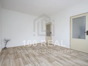 Pronájem bytu 2+1, Hradec Králové, Brožíkova, 55 m2