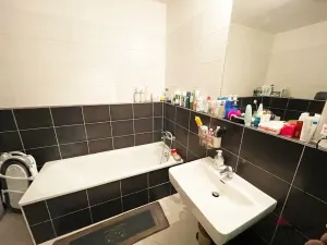 Pronájem bytu 2+kk, Praha - Dolní Měcholupy, Kardausova, 55 m2