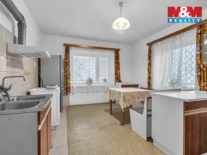 Prodej rodinného domu, Ždírec nad Doubravou, Družstevní, 225 m2