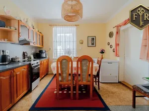 Prodej rodinného domu, Petrovice, 246 m2