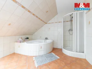 Prodej rodinného domu, Ivaň, 353 m2