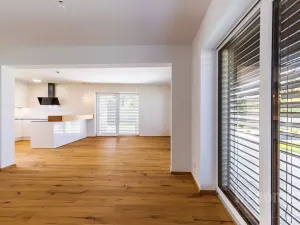 Pronájem rodinného domu, Jesenice, Průběžná, 200 m2