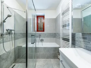 Prodej vícegeneračního domu, Halenkov, 232 m2