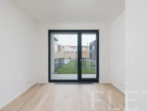 Pronájem bytu 2+kk, Praha - Holešovice, U průhonu, 48 m2