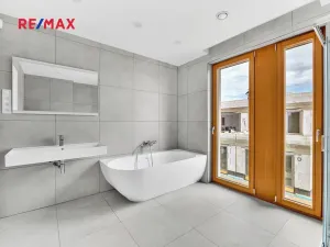 Prodej rodinného domu, Praha - Horní Počernice, Krotitelů, 197 m2