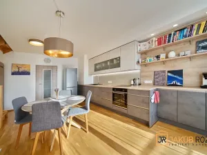 Prodej bytu 3+kk, Černý Důl, 92 m2